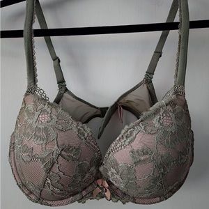 VS Body by Victoria Push Up Bra